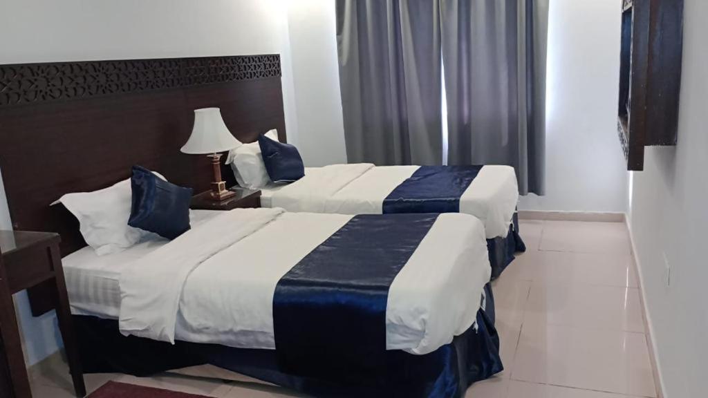In Taibah Aparthotel Medina Bagian luar foto