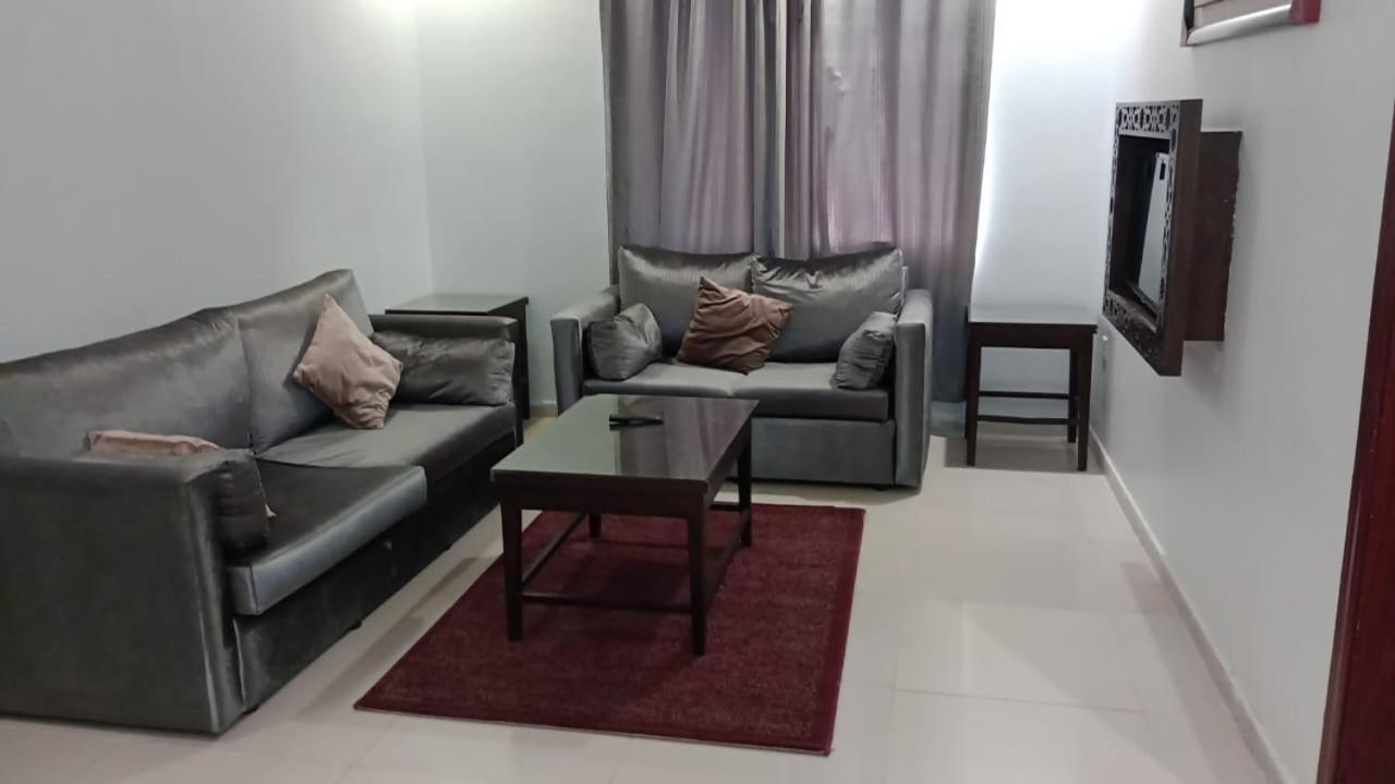 In Taibah Aparthotel Medina Bagian luar foto