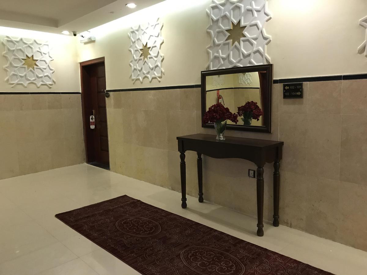 In Taibah Aparthotel Medina Bagian luar foto